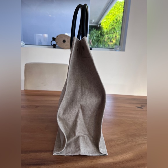 Saint Laurent Rive Gauche Tote in Canvas - Picture 5 of 13